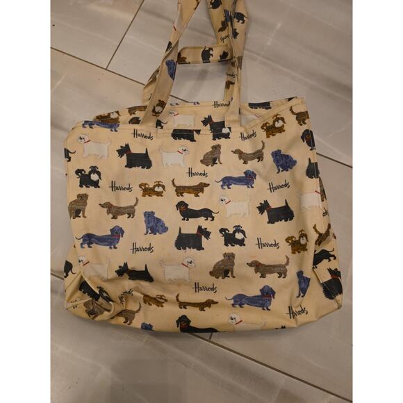Harrods Iconic Dog Small Tote Bag - Picture 4 of 16